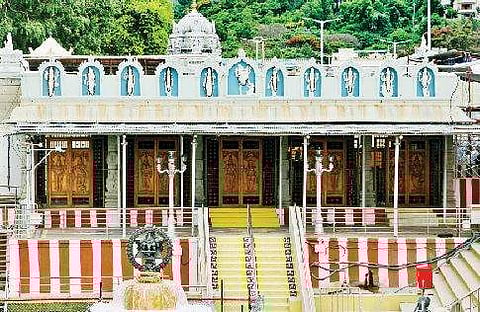 திருமலையில் உள்ள வராக சுவாமி கோயில்.