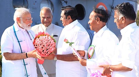 கூட்டணி கட்சித் தலைவா்களுடன் மோடி தோ்தல் பிரசாரம் 