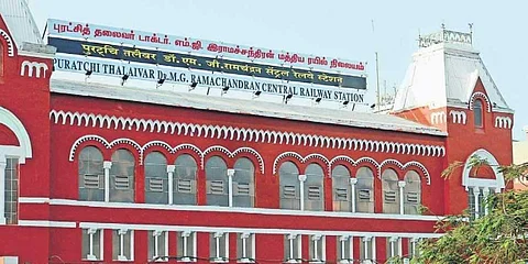 சென்னை ரயில் நிலைய பெயர் மாற்றத்தால் பரிதவிக்கும் பயணிகள்: சரி செய்ய முயலும் ரயில்வே