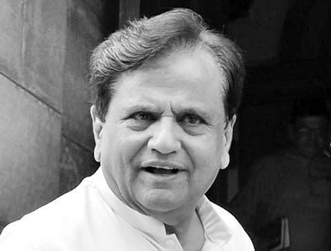 மோடி அடுத்த மாதம் முன்னாள் பிரதமராகி விடுவார்