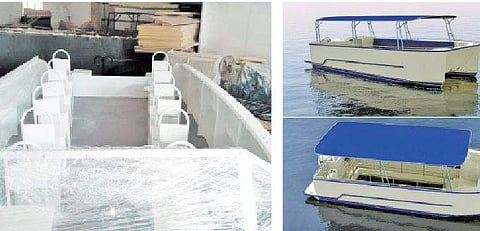 குருசடை உள்ளிட்ட தீவுகளுக்கு பயணிகளை அழைத்துச்செல்லும் வகையில் வாங்கப்பட்டுள்ள கண்ணாடி இழைப்படகு. 