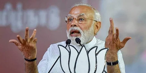 அதிகார போதையில் ஜனநாயகத்தின் கழுத்தை நெரிக்கிறார் மம்தா: பிரதமர் நரேந்திர மோடி
