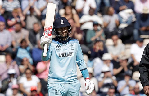 உலக கோப்பை: 8 விக்கெட் வித்தியாசத்தில் இங்கிலாந்து அணி வெற்றி