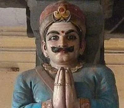 40. முடிசார்ந்த மன்னரும்..