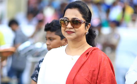 மே 11 முதல் தொலைக்காட்சித் தொடர்கள் ஒளிபரப்பு?: ராதிகா, குஷ்பு விளக்கம்!