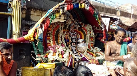 15 பெருமாள்கள் நவநீத சேவை