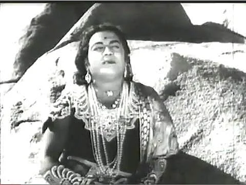 2. ஒரு நடிகனின் ஆசைக் கனவு! பி.யு.சின்னப்பா 