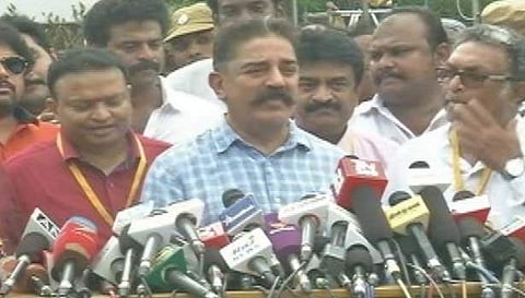 ரஜினிக்கு  ஓட்டு இல்லாமல் போனது வருத்தத்திற்குரியது: கமல் கருத்து 