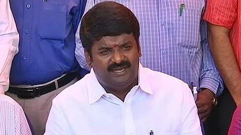 டெங்கு தடுப்பு நடவடிக்கையில் மக்களும் இணைந்து பணியாற்ற வேண்டும்: அமைச்சர் வேண்டுகோள்