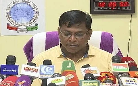 அடுத்த 24 மணி நேரத்தில் தமிழகம், புதுச்சேரியில் கனமழைக்கு வாய்ப்பு: வானிலை ஆய்வு மையம்