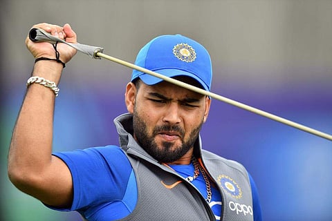 ஒருநாள் தொடர்: ரிஷப் பந்தை நீக்கிவிட்டு விக்கெட் கீப்பராகிறாரா கே.எல். ராகுல்?