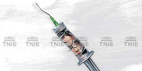 தடுப்பூசி போட்டது ஒரு குத்தமா? 10 நாட்களாக காலில் உடைந்த ஊசி இருந்ததால் தவித்த பச்சிளம் குழந்தை