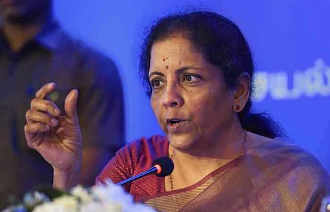 நிதி ஒதுக்கீட்டு தேவையை ஆய்வு செய்ய சிறப்புக் குழு: மத்திய அமைச்சர் நிர்மலா சீதாராமன்