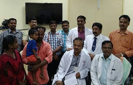 செயற்கை சுவாசத்தில் 7 மாதங்கள் சிகிச்சை: அரிய நோய்த் தாக்கிய 2 வயது சிறுவன் மீட்பு; மதுரை அரசு மருத்துவா்கள் சாதனை