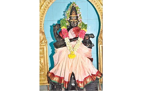 கலைகளின் அரசி கள்ளிக்குடி சரஸ்வதி தேவி