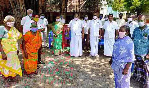 முத்துக்காளிப்பட்டி ஊராட்சி பகுதியில் நடைபெற்ற குறைகேட்பு கூட்டம்.