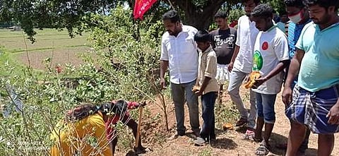 போடியில் நாம் தமிழர் கட்சி சார்பில் கண்மாய் கரைகளில் ஆயிரம் பனை விதைகள் நடப்பட்டன.