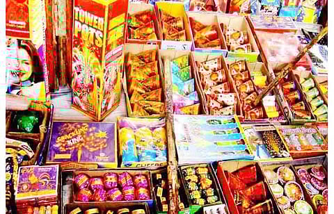 பட்டாசுகள் (கோப்புப்படம்)
