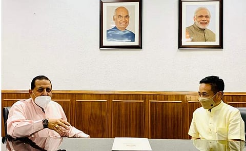 மத்திய அமைச்சர் ஜிதேந்திர சிங்குடன் சிக்கிம் மாநில முதல்வர் சந்திப்பு