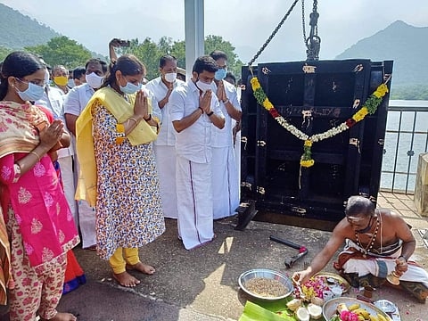 சண்முகாநதி நீர்த் தேக்கத்தில் பாசனத்துக்குத் தண்ணீர் திறப்பு