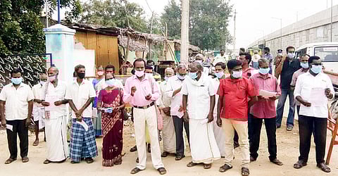 இந்திய கம்யூனிஸ்ட் ஆா்ப்பாட்டம்