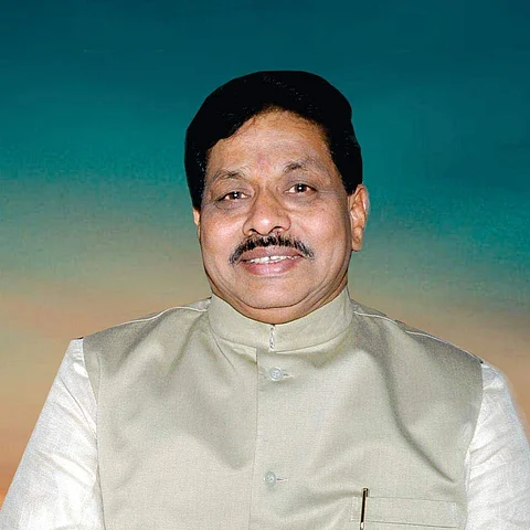 பாஜக முன்னாள் நாடாளுமன்ற உறுப்பினர் திலிப் காந்தி