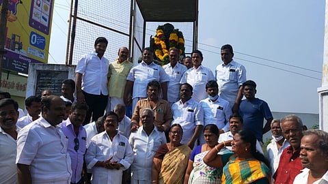 பெரியாா் நினைவு தினம்