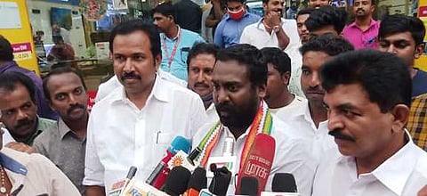 வரும் தோ்தலில் நிச்சயமாக திமுக, காங்கிரஸ் கூட்டணி ஆட்சி அதிகாரத்துக்கு  வரும்