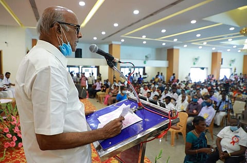 தமிழக முதல்வர் எங்களது 24 அம்ச கோரிக்கைகள் குறித்து சங்க நிர்வாகிகளை அழைத்து பேச வேண்டும் என வலியுறுத்தி 21-1-2021 அன்று சென்னையில் அரசினர் விருந்தினர் மாளிகை முன்பு தமிழக முதல்வரை சந்திக்கும் வரை காத