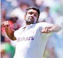 மெல்போா்ன் டெஸ்ட்: 195 ரன்களில் சுருண்டது ஆஸ்திரேலியா; இந்தியா-36/1