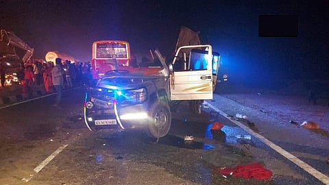 கர்நாடகத்தில் சாலை விபத்து: 5 பேர் பலி