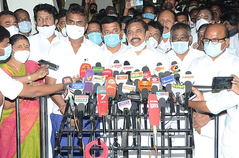 அதிமுக தலைமையில் கூட்டணி: முதல்வர் பழனிசாமி