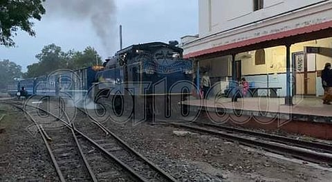 மேட்டுப்பாளையம்-உதகை இடையே வழக்கமான சாதாரண கட்டணத்தில் மீண்டும் மலை ரயில் இயக்கம்