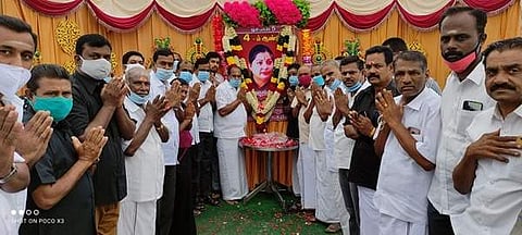 பல்லடத்தில் ஜெயலலிதா நினைவு நாள் அனுசரிப்பு