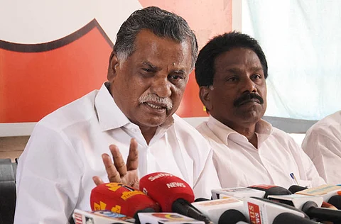 இந்திய கம்யூ. மாநிலச் செயலா் இரா. முத்தரசன். 