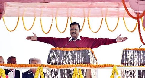 தில்லி முதல்வராக அரவிந்த் கேஜரிவால் 3ஆவது முறையாகப் பதவியேற்பு