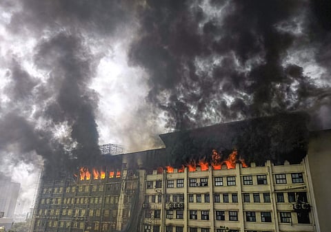 மும்பை ஜிஎஸ்டி பவனில் பெரும் தீ விபத்து