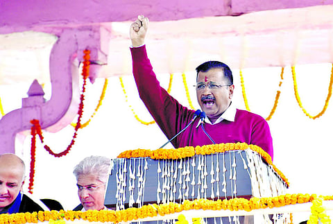 மத்திய அரசுடன் இணைந்து செயலாற்றுவேன்: பதவியேற்பு விழாவில் கேஜரிவால்