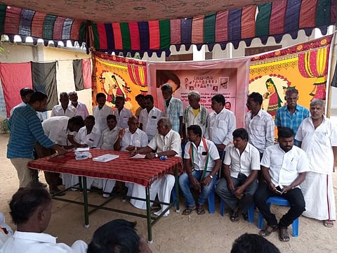 ஆற்காடு ஒன்றியத்தில் திமுக சார்பில்  கையெழுத்து இயக்கம்