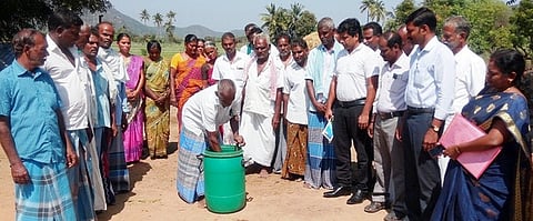 சின்ன வெங்காயம் பயிரிடுவதற்கு செயல்விளக்கம்