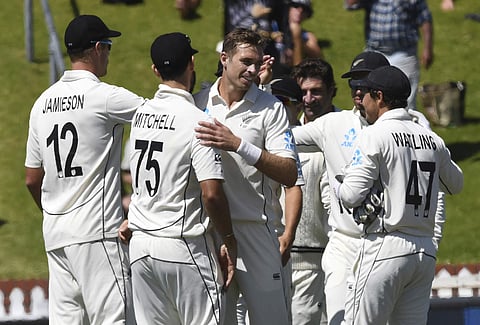 முதல் டெஸ்ட்: நியூஸி.யிடம் சரண் அடைந்தது இந்தியா: 10 விக்கெட் வித்தியாசத்தில் அபார வெற்றி