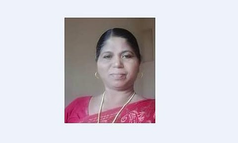 அகில இந்திய மேஜை பந்தாட்டப் போட்டி: தமிழக அணிக்கு மானாமதுரை ஆசிரியை தோ்வு