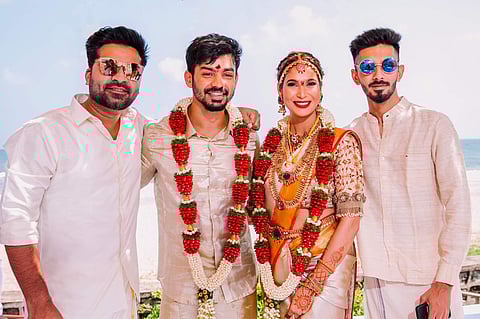 காதலியை மணமுடித்தார் ‘பிக் பாஸ்’ மஹத்: மு.க. அழகிரி,  சிம்பு நேரில் வாழ்த்து! (படங்கள்)