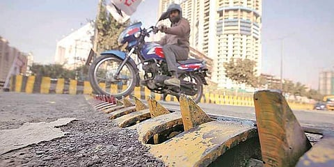 தவறான திசையில் வந்தால் டயர் பங்சர்: புவனேசுவரத்தில் புது தொழில்நுட்பம்  அறிமுகம்