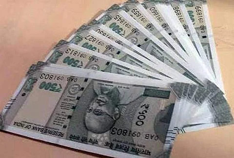 சேலம் மாவட்ட கரோனா சிகிச்சை பணிகளுக்கு அரசு ஆசிரியர்கள் ரூ.1.50 கோடி அன்பளிப்பு