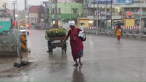 பெரியகுளத்தில் மழை