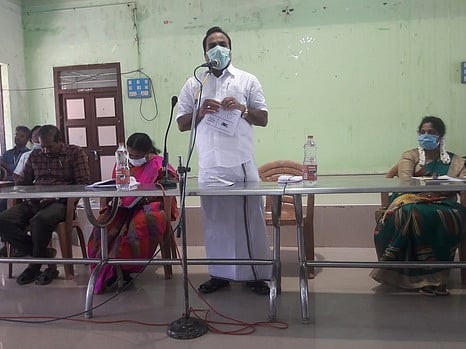 கூட்டத்தில் பேசிய எம்எல்ஏ எஸ். பவுன்ராஜ்.