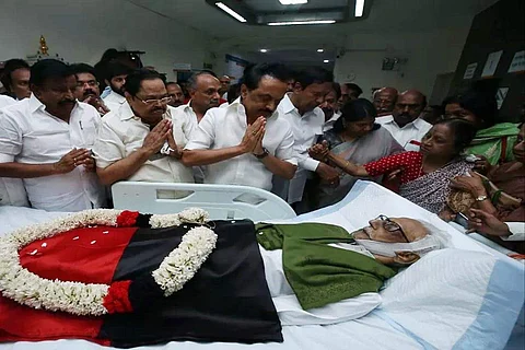 அன்பழகன் உடல் தகனம்
