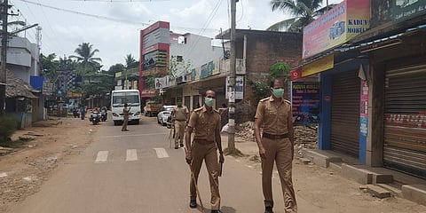 தமிழகத்தில் மேலும் இரண்டு வாரங்களுக்கு ஊரடங்கை நீட்டிக்க மருத்துவக்குழு பரிந்துரை
