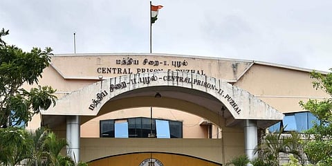 அயனாவரம் சிறுமி வன்கொடுமை வழக்கு: புழல் சிறையில் கைதி தற்கொலை